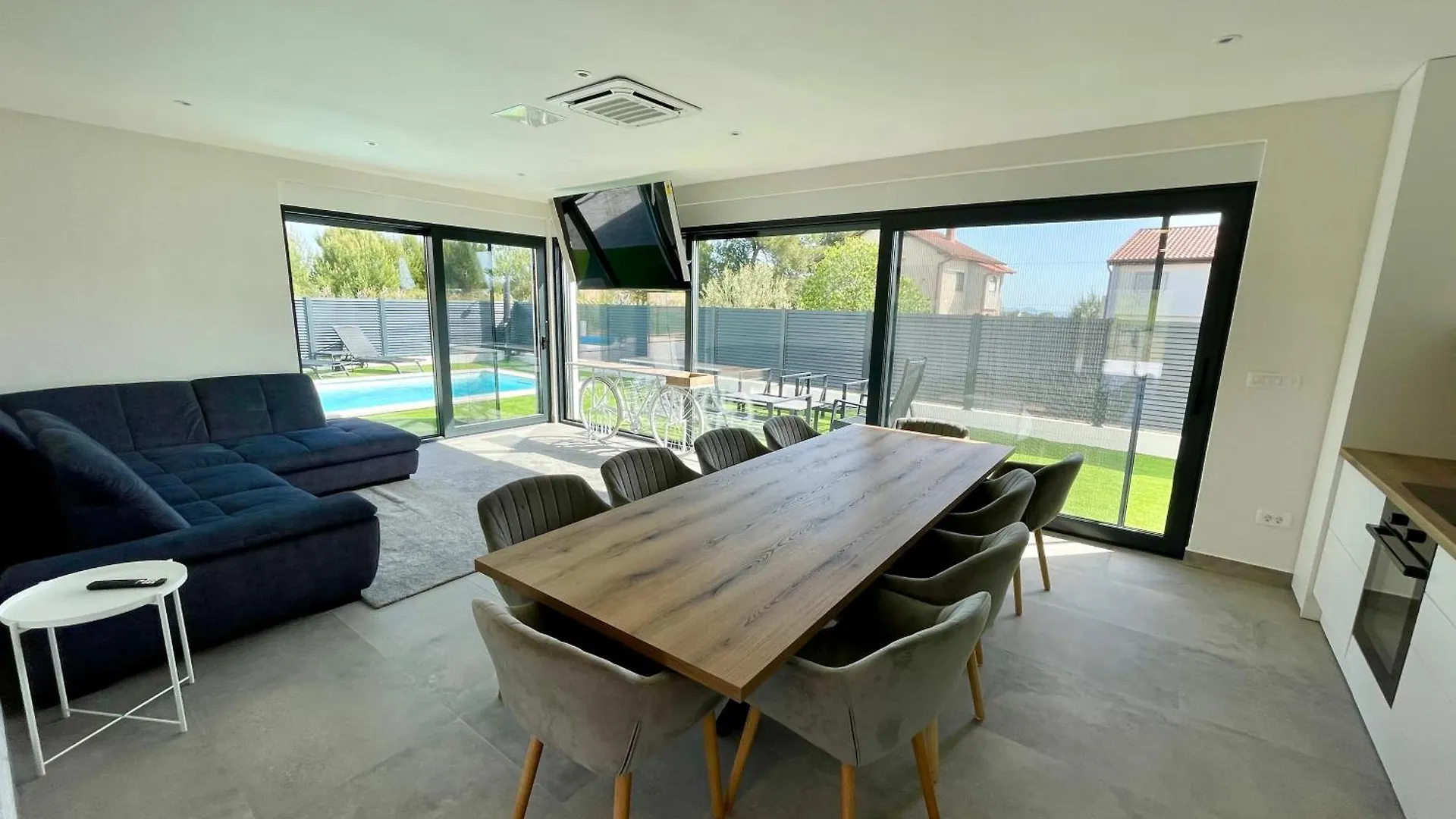 Villa T Privlaka